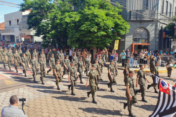 Foto - Desfile do Centenário de Paraguaçu Paulista