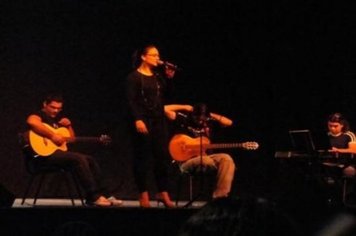 Foto - 2º JOVEM CANTA 2010