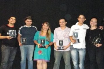 Foto - 2º JOVEM CANTA 2010