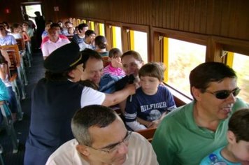 Foto - PASSEIO DO TREM TURÍSTICO DIA 25 DE ABRIL- DOMINGO