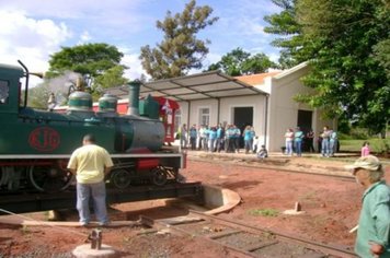 Foto - PASSEIO DO TREM TURÍSTICO DIA 08 DE MAIO - SÁBADO