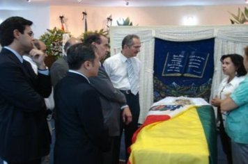 Foto - Despedida ao eterno prefeito de Paraguaçu Paulista Carlos Arruda Garms