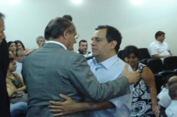 Foto - Despedida ao eterno prefeito de Paraguaçu Paulista Carlos Arruda Garms