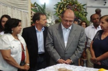 Foto - Despedida ao eterno prefeito de Paraguaçu Paulista Carlos Arruda Garms