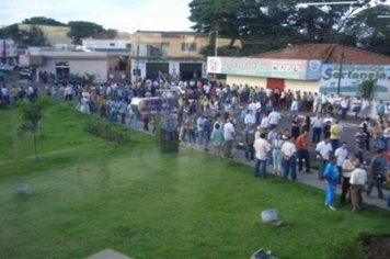 Foto - Despedida ao eterno prefeito de Paraguaçu Paulista Carlos Arruda Garms