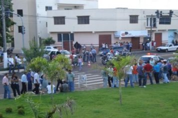 Foto - Despedida ao eterno prefeito de Paraguaçu Paulista Carlos Arruda Garms