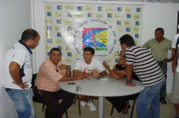 Foto - CARAVANA ESPORTIVA DO SESC VERÃO COM GUERRINHA DO BASQUETE