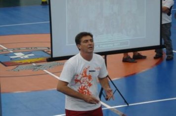 Foto - CARAVANA ESPORTIVA DO SESC VERÃO COM GUERRINHA DO BASQUETE