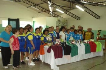Foto - Entrega Uniformes para o Centro de Convivência do Idoso - CCI