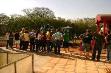 Foto - PASSEIO DO TREM TURÍSTICO DIA 03 DE JULHO - SÁBADO - TARDE