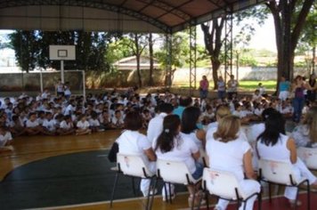 Foto - Entrega Kits Brasil Sorridente