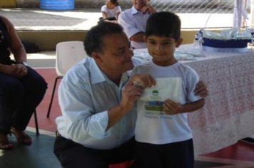 Foto - Entrega Kits Brasil Sorridente