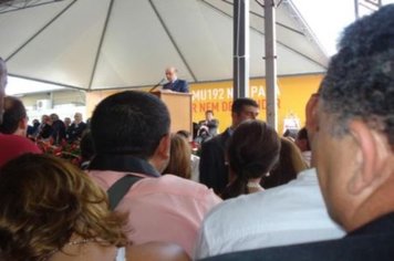 Foto - Entrega da SAMU ao prefeito Ediney em Tatuí