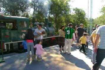 Foto - PASSEIO DO TREM TURÍSTICO DIA 18  DE JULHO - DOMINGO - MANHÃ