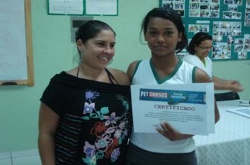 Foto - Formatura do curso de Atendentes do CRAS