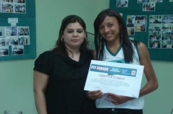 Foto - Formatura do curso de Atendentes do CRAS