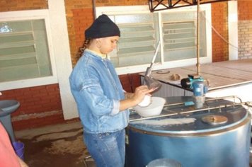 Foto - Funcionamento Piloto da Pasteurização de Leite em Paraguaçu
