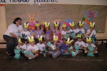 Foto - Páscoa na rede municipal de Educação