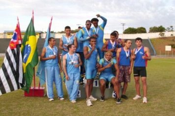 Foto - Atletismo nos Jogos Regionais de Assis
