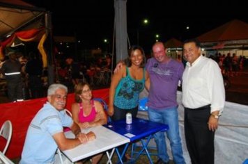 Foto - 10ª FESTA DAS NAÇÕES - 1º dia