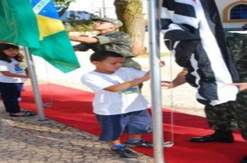 Foto - CERIMONIAL DO ANIVERSÁRIO DA CIDADE - 2010 - 85 ANOS