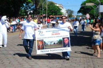 Foto - DESFILE DO ANIVERSÁRIO DA CIDADE - 2010 - 85 ANOS