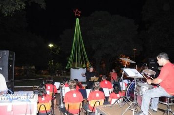 Foto - EnCantos de Natal - Show Lyra Municipal na Roseta