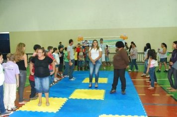 Foto - Gincana das Mães dentro do Programa Atleta do Futuro - PAF