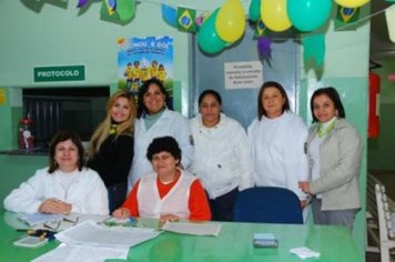 Foto - VACINAÇÃO CONTRA A PARALISIA INFANTIL EM PARAGUAÇU