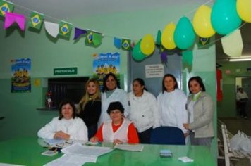 Foto - VACINAÇÃO CONTRA A PARALISIA INFANTIL EM PARAGUAÇU