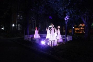 Foto - Inauguração Decoração Natalina - EnCantos de Natal