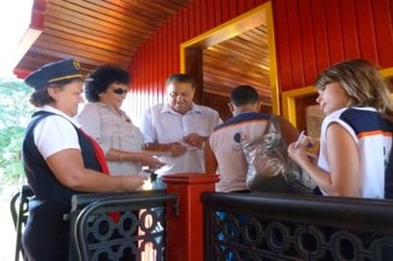 Foto - Passeio do Trem Turístico - Sábado - 16 de abril - Especial