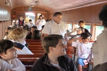 Foto - Passeio do Trem Turístico - Sábado - 16 de abril - Especial