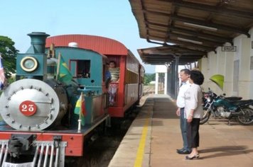 Foto - Passeio do Trem Turístico - Sábado - 16 de abril - Especial