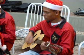 Foto - EnCantos de Natal - Viola & Cia na Casa do Papai Noel