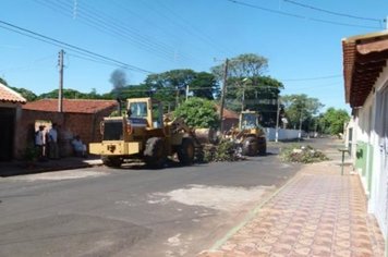 Foto - Cidade Limpa 2012 - 2º dia