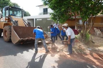 Foto - Cidade Limpa 2012 - 4º dia