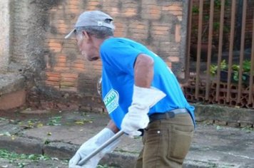 Foto - Cidade Limpa 2012 - 8º dia