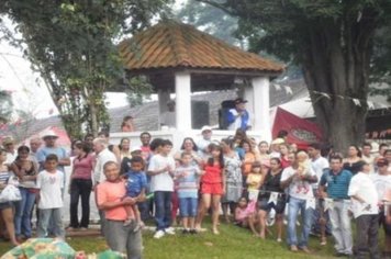 Foto - FOLIA DE REIS