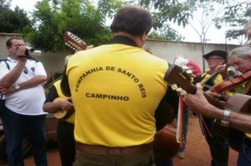 Foto - FOLIA DE REIS