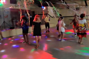 Foto - CCI de Paraguaçu festeja o Carnaval das Antigas