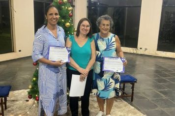 Foto - Espaço Qualifica entrega certificados a concluintes de cursos de capacitação profissional