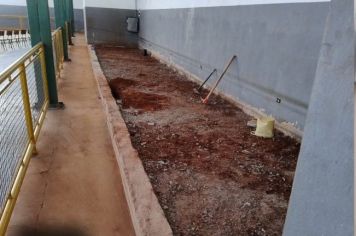 Prefeitura inicia obras para implantação de vestiários no Campo de Futebol e Quadra Poliesportiva do Complexo da Vila Nova