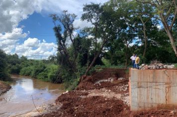 Obra de reconstrução da Ponte da Roseta é retomada após temporada de chuvas