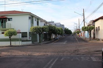 Rua Santos Dumont passará a ser mão única entre a Pedro de Toledo e 12 de Março