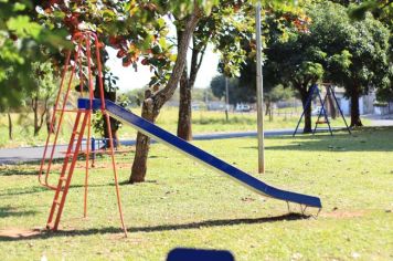 Prefeitura instala playground e academia ao ar livre na Praça do Jardim Bela Vista