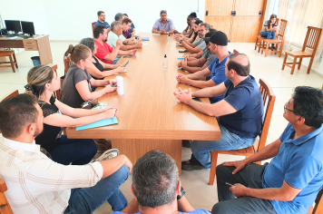 Reunião com entidades discute a elaboração do 1º Fórum Regional de Turismo em Paraguaçu