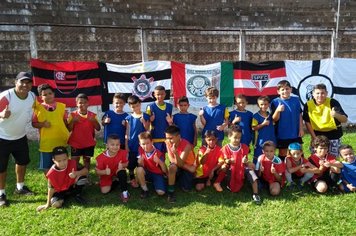 Prefeitura abre inscrições para Escolinha de Futebol de Base 