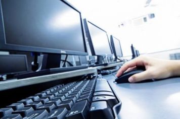 Educação adquire computadores novos para escolas 