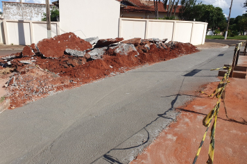 Prefeitura de Paraguaçu inicia mais uma etapa de sarjetões para escoamento da água pluvial